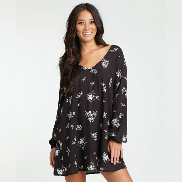 Billabong Dresses & Skirts - EUC Billabong Tomorrows Dress/Tunic Large